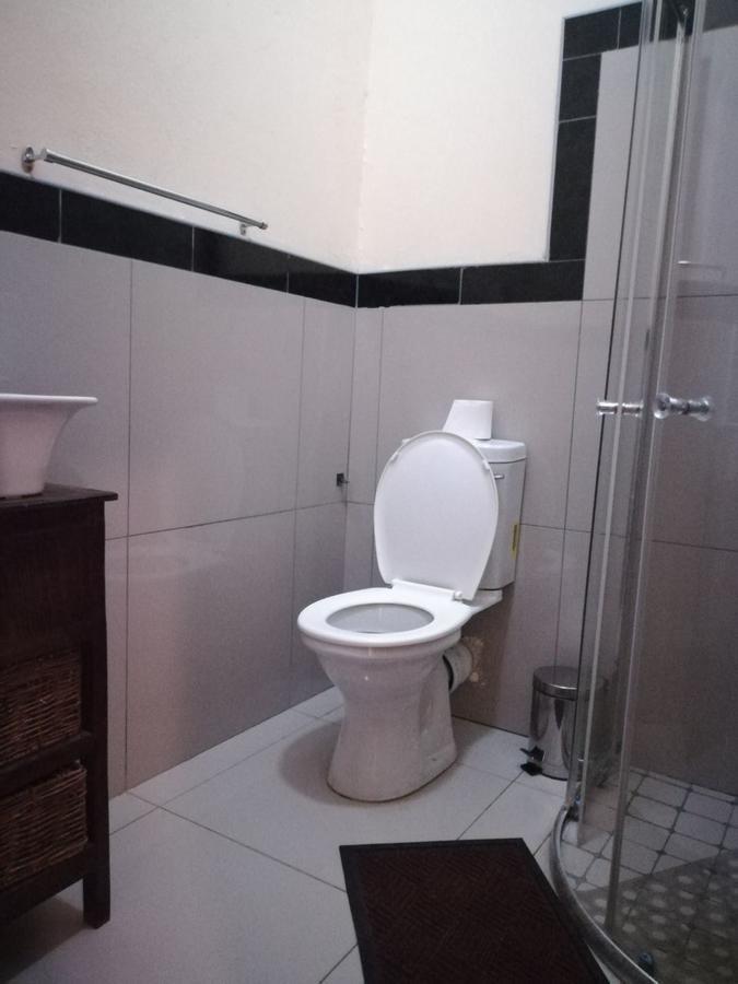 White House Lodge On Main ボーフォート・ウェスト エクステリア 写真