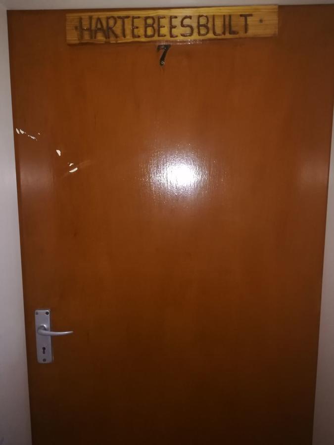 White House Lodge On Main ボーフォート・ウェスト エクステリア 写真